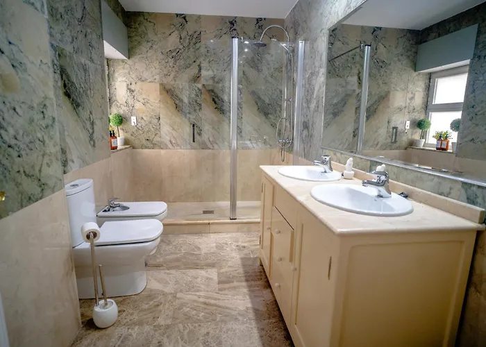 Apartment Azhar Cordoba